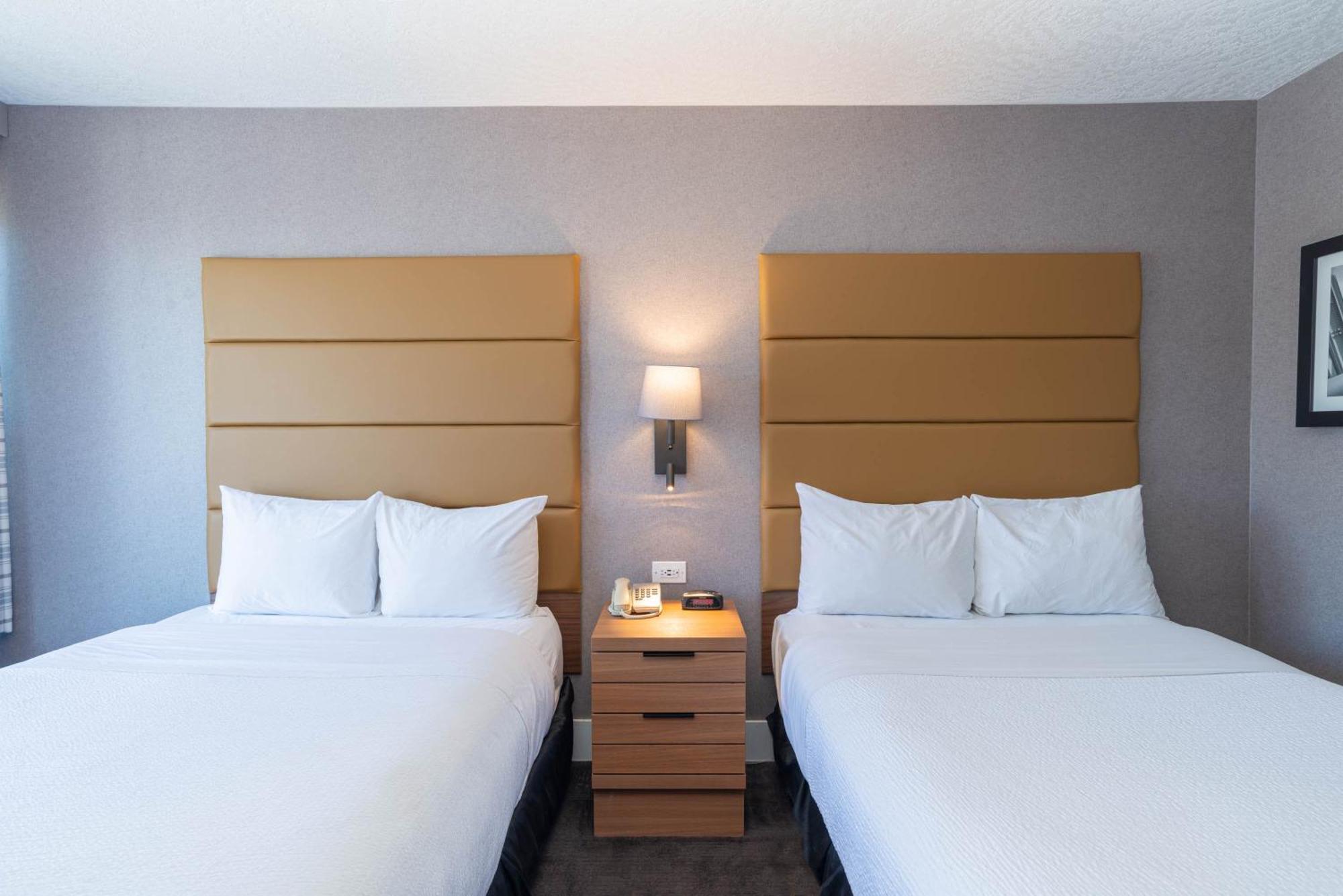 Sandman Hotel ויקטוריה מראה חיצוני תמונה